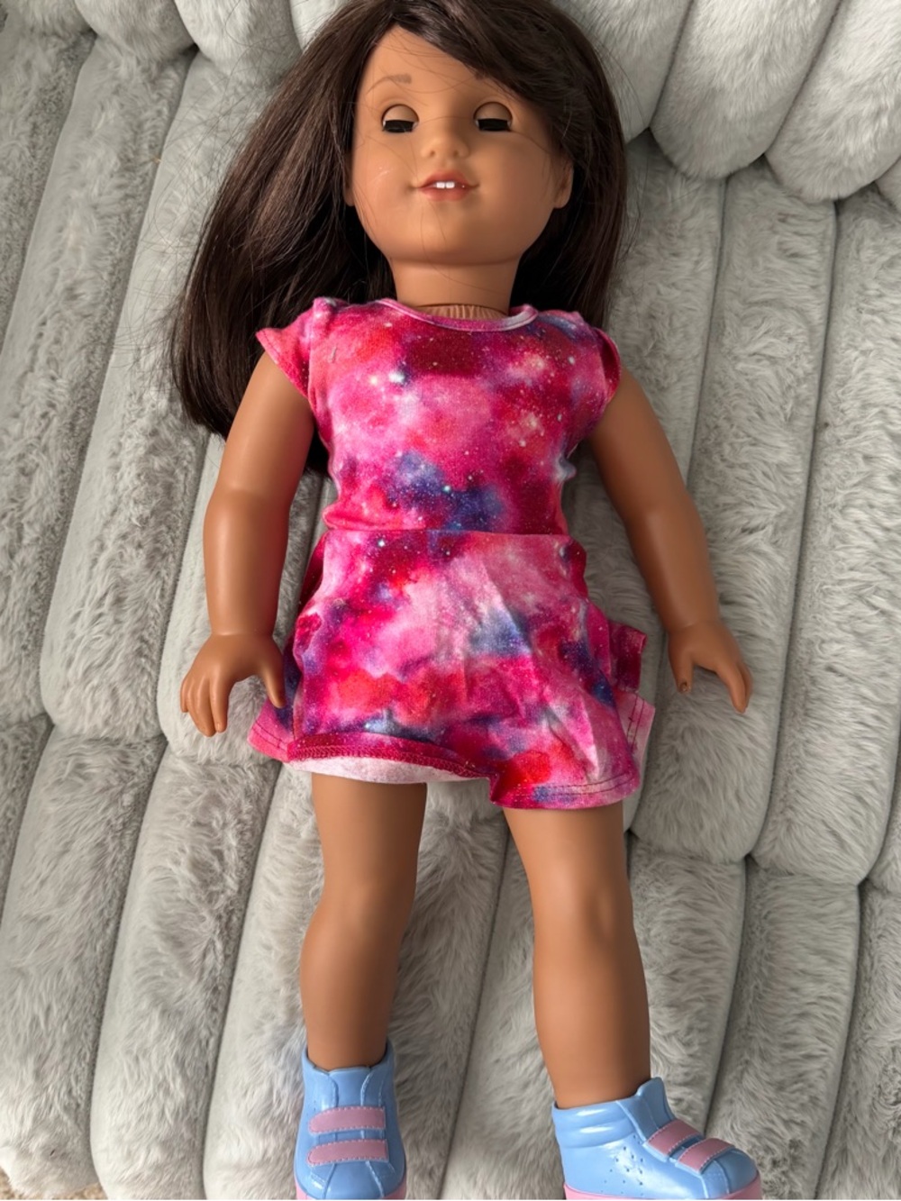 American Girl Luciana Vega doll girl of the year 2018 - Picture 3 of 6